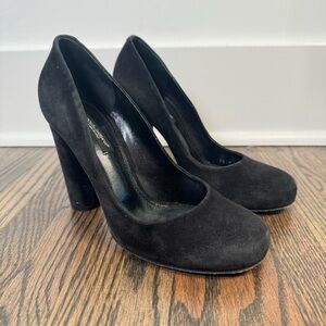 Dolce & Gabbana black suede round toe pumps size 37/7